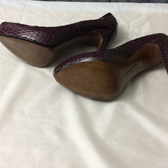 Pumps - Picture 4 of 4